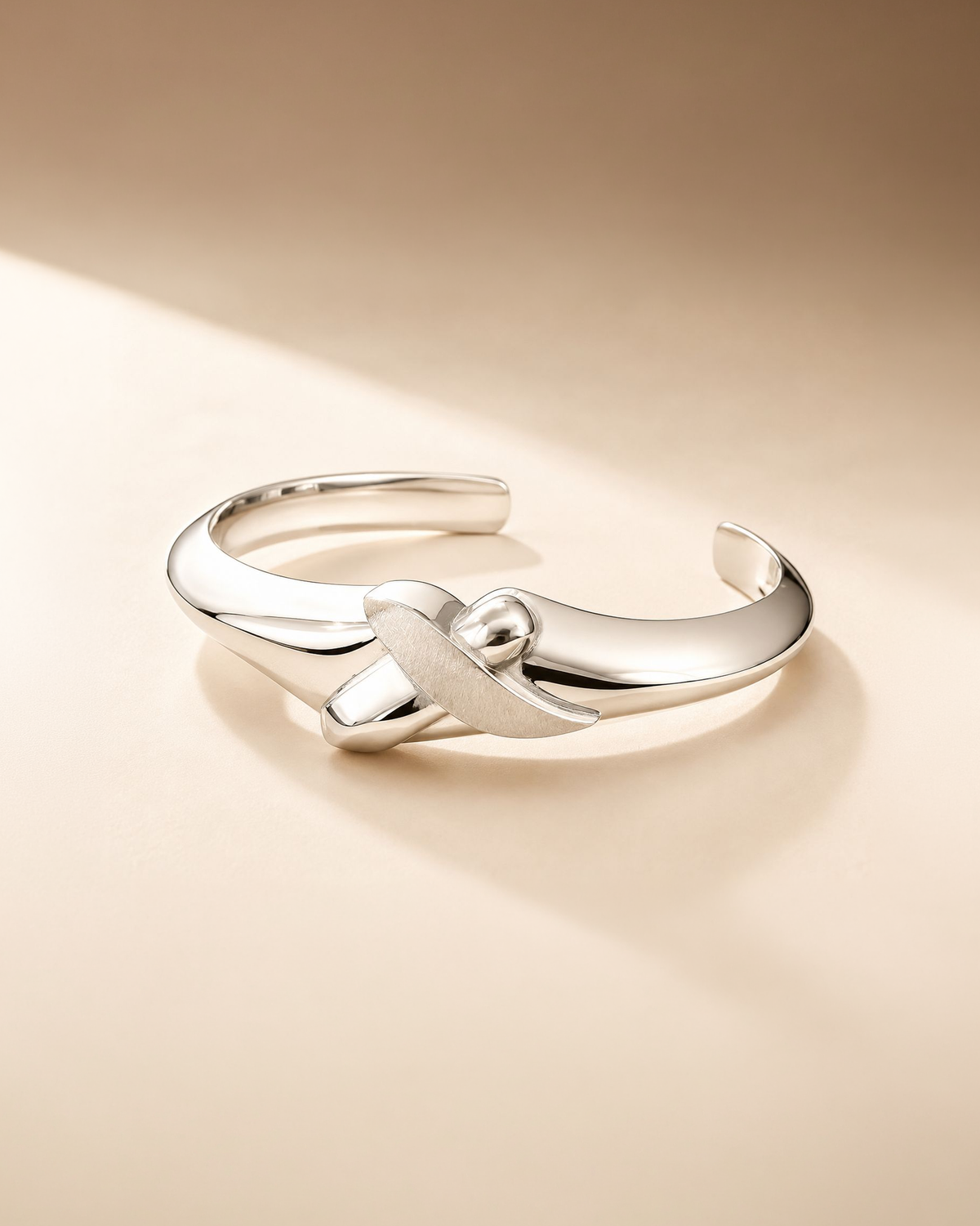 Xyphos Cuff